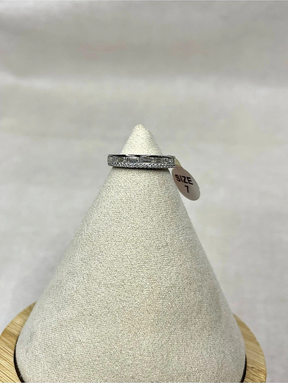 Solid Sterling Silver Ring Size 7 NWT
